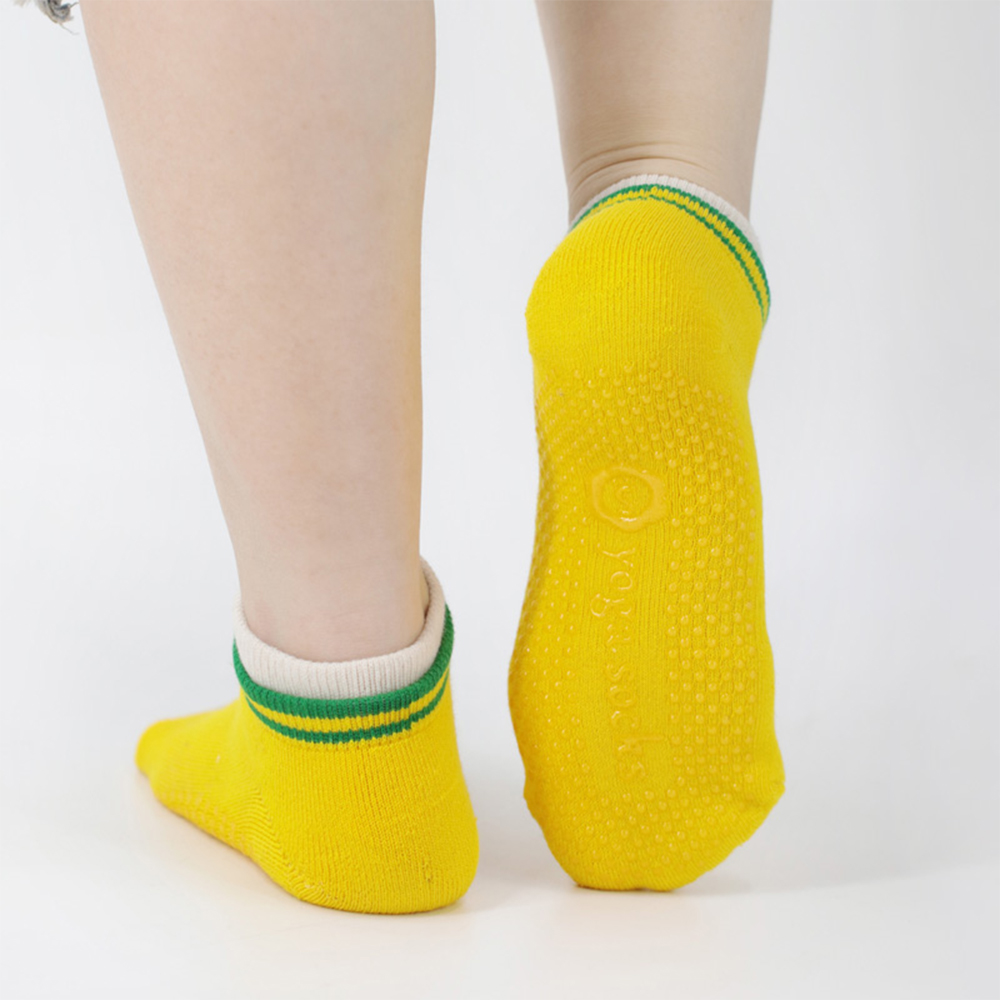 Circum pollicem vellere yoga socks