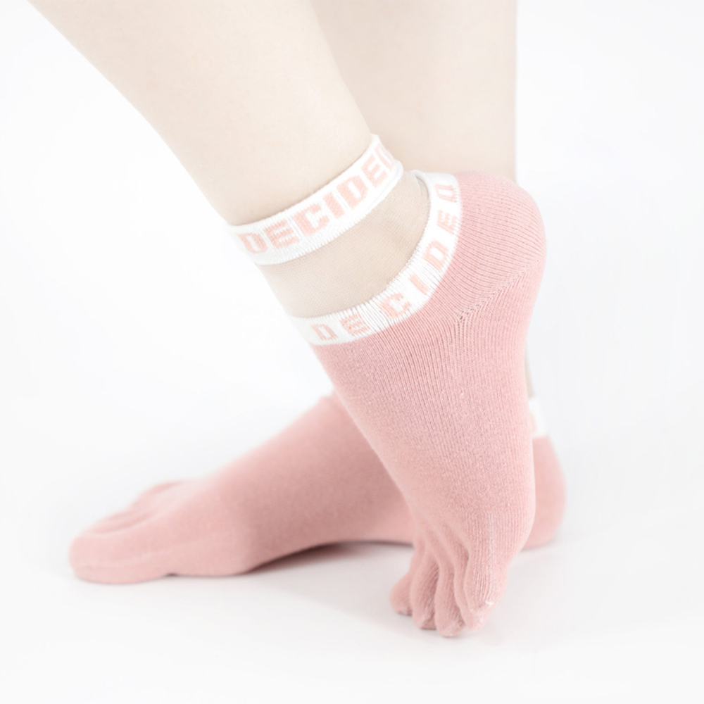 Bombacio brevi socks perspicuum socks quinque-toed