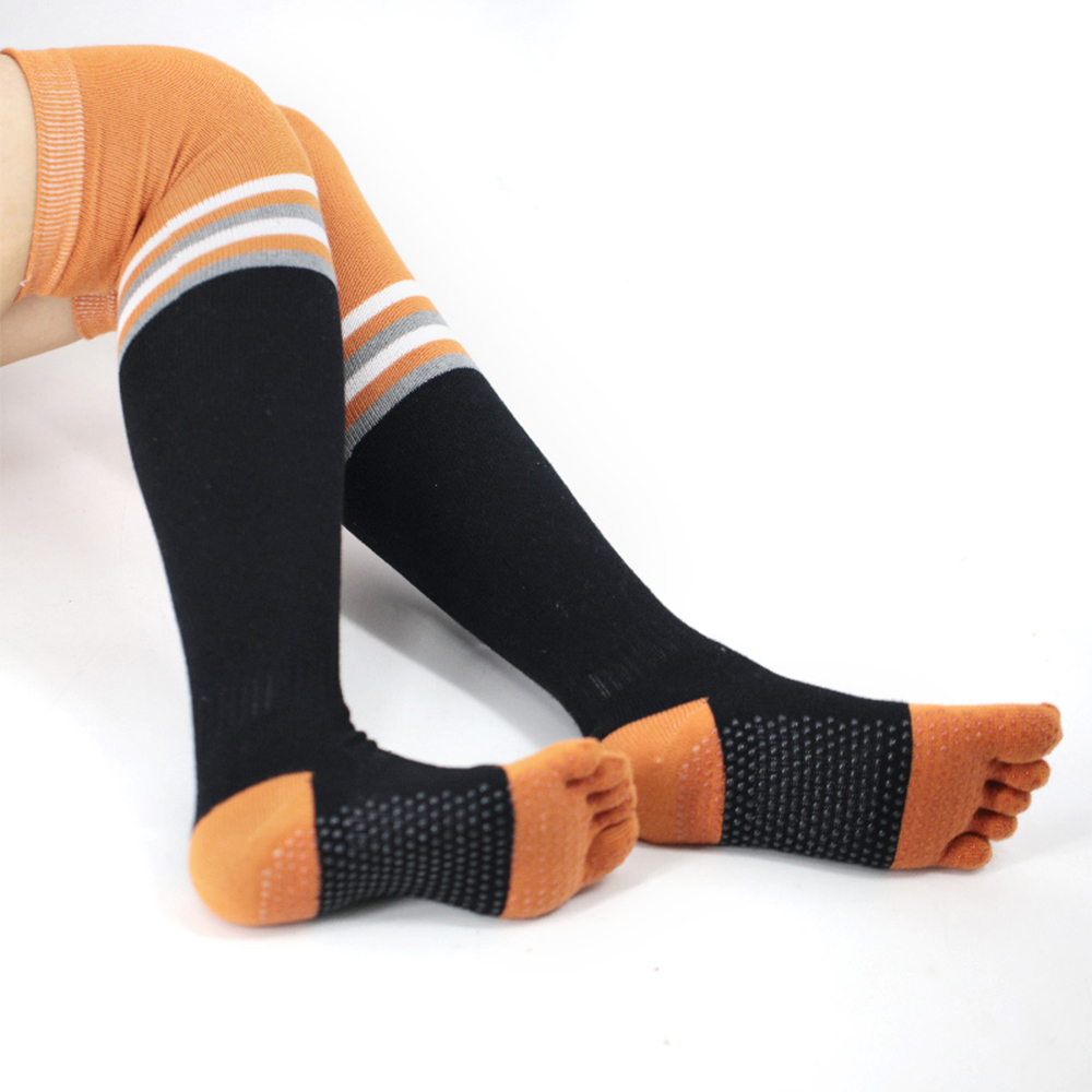 Alta super genu yoga socks