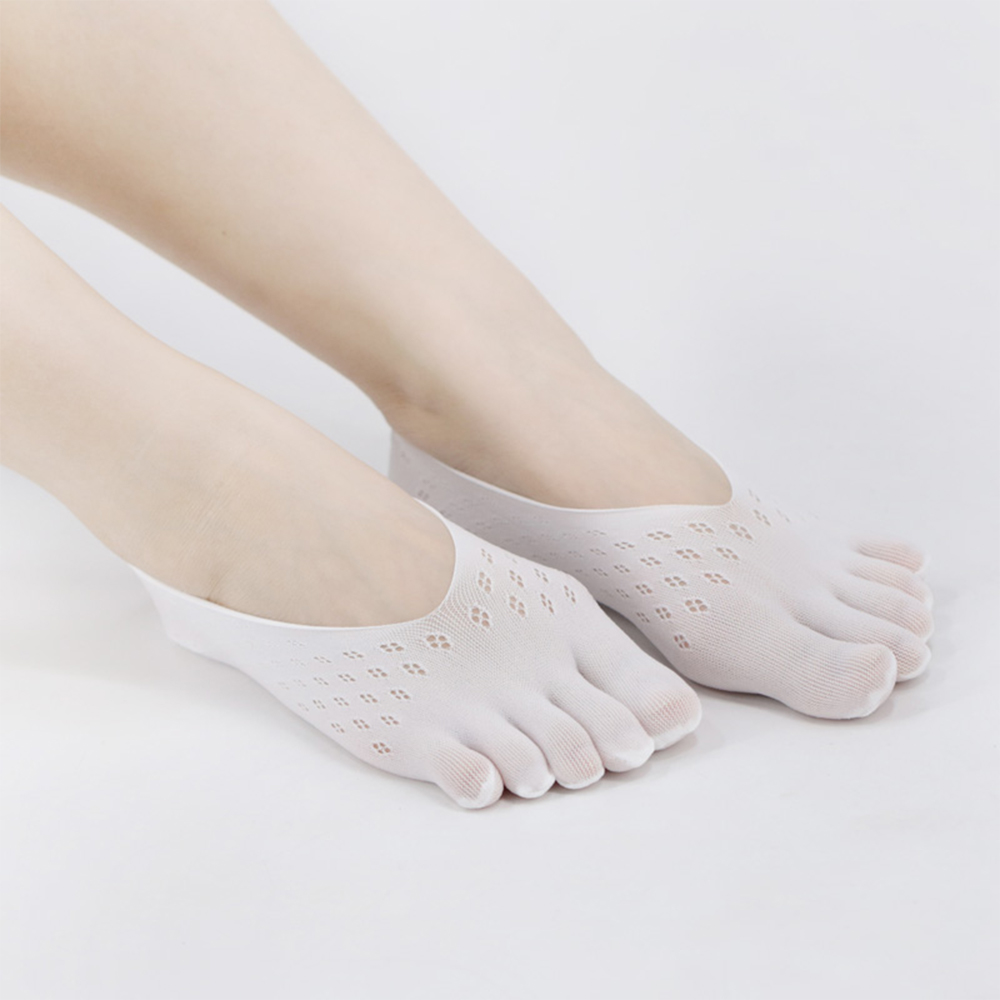 Mesh quinque-toed navi socks